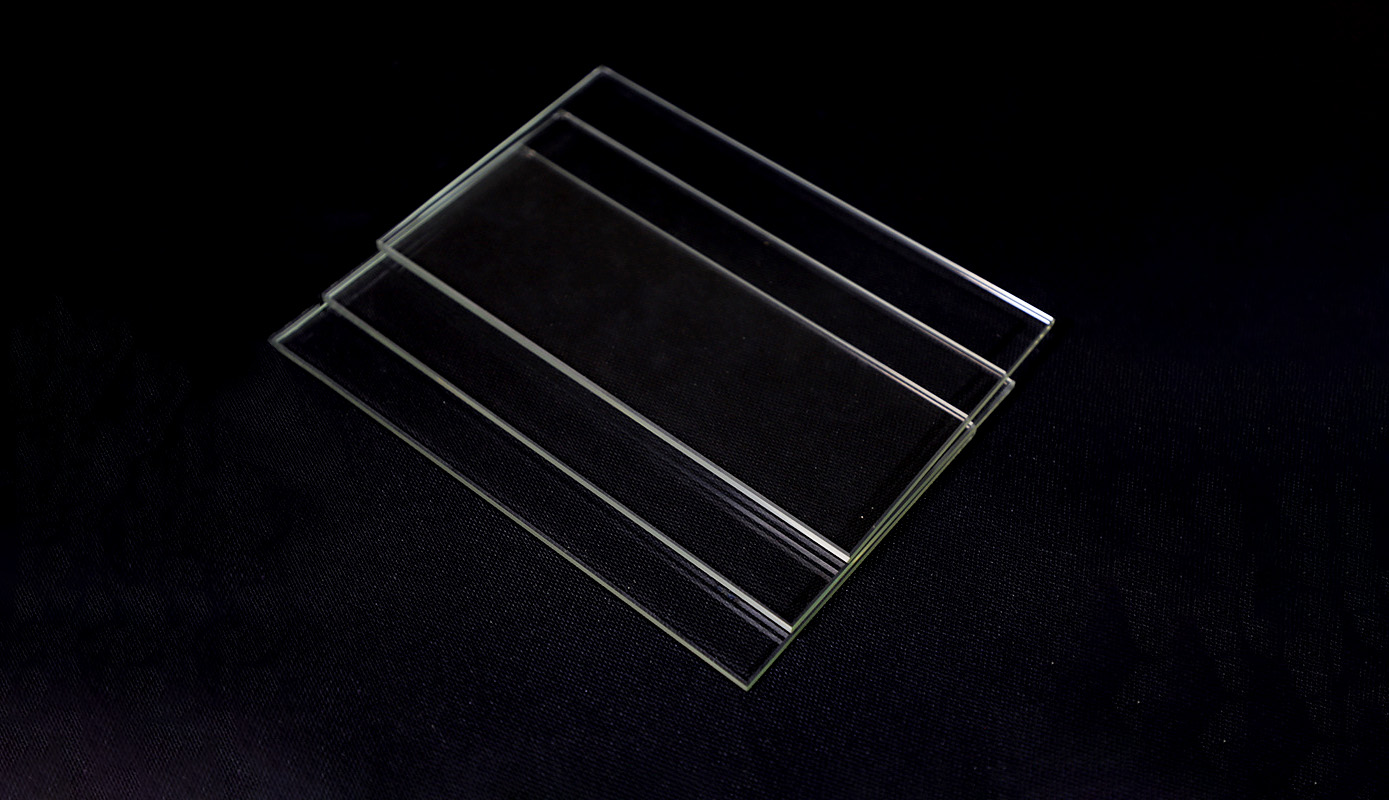 Mall display screen glass