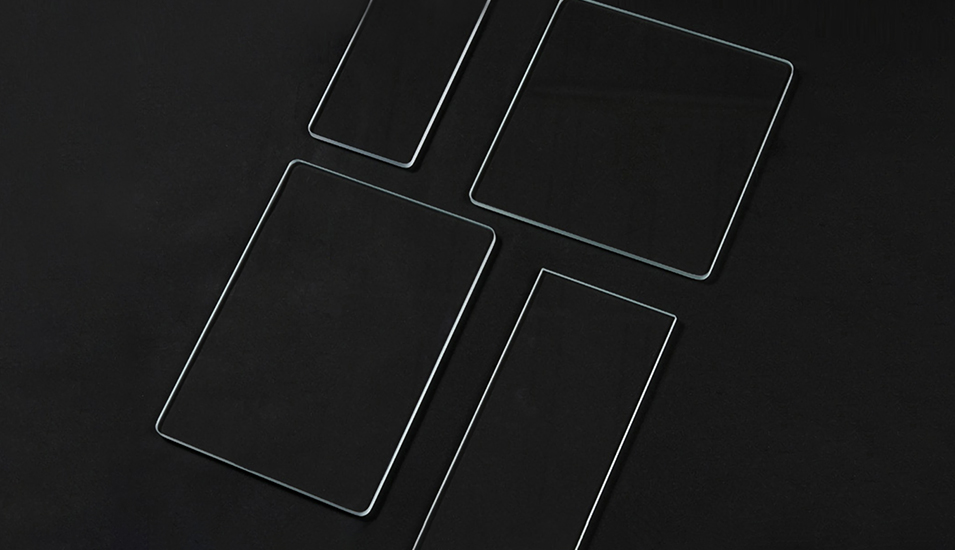 Airport display screen Glass